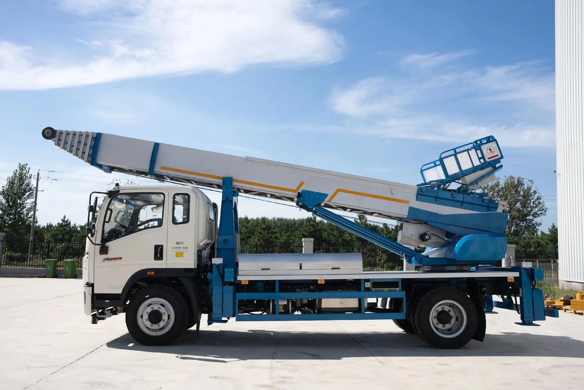 鼓楼云梯上料车租赁费用