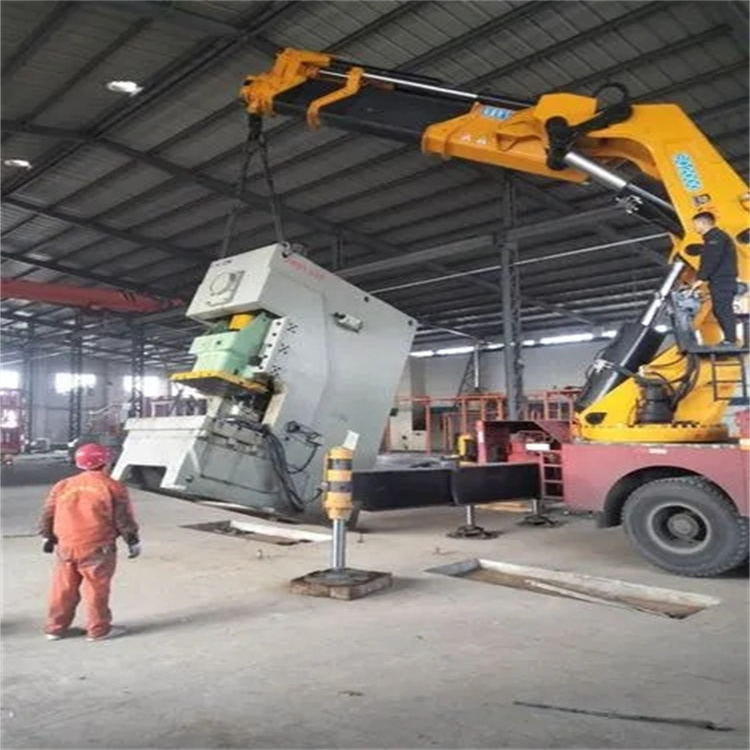 鼓楼80吨折臂吊车出租附近电话