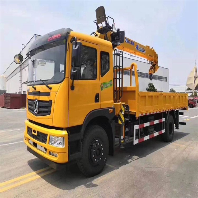 鼓楼附近找一辆随车吊出租