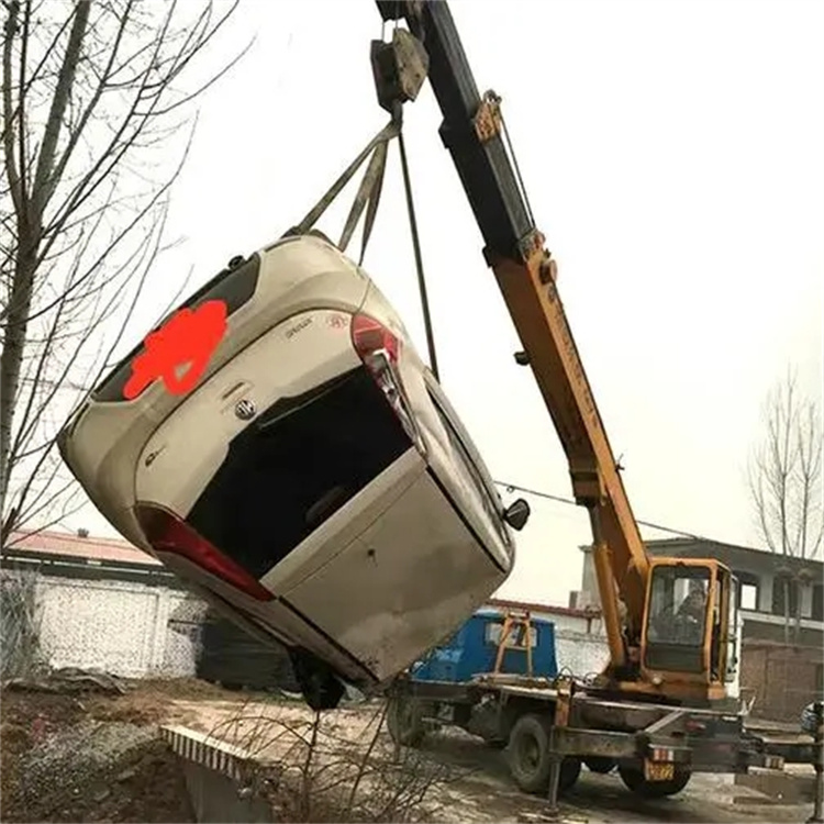 鼓楼随时待命，吊车24小时道路救援服务全解析